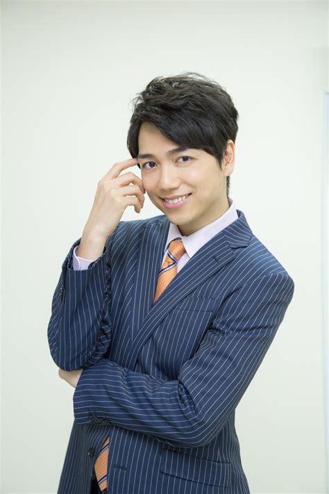 Aug 27, 2020 · 俳優の山崎育三郎が26日、自身のインスタグラムを更新。制服姿を公開し反響を呼んでいる。 山崎は26日に日本テレビ系で放送されたドラマ「私たちはどうかしている」(毎週水曜、午後10時～)内の回想シーンで34歳にして学生服を着用し、高校生役を演じた。 山崎育三郎「自分で自分のキャラクターが分からなくなること ...