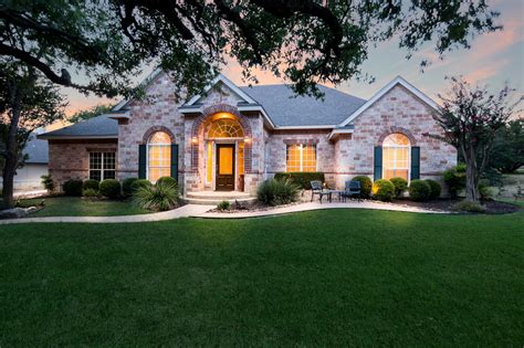 633 Pinon Blvd., San Antonio, TX - https://sanantonio.craigslist.org