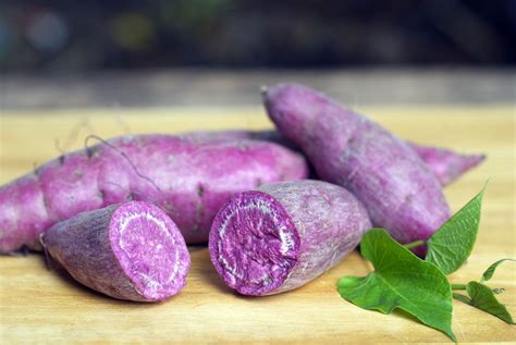 If you enjoyed this article, please share it. 10 Weird Fruits and Vegetables From Around the World ...