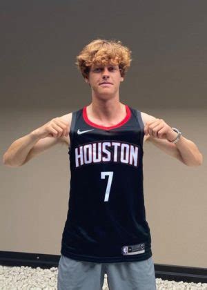 Jannik Sinner Height, Weight, Age, Family, Facts, Biography