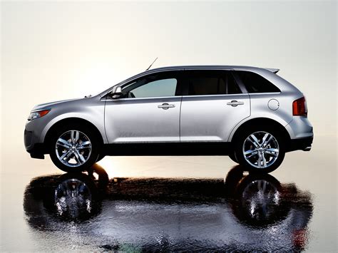 It is, after all, exactly what most of us are looking for: 2013 Ford Edge - Price, Photos, Reviews & Features