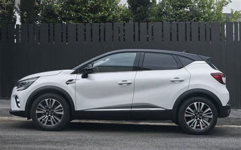 Find a new toyota corolla and checkout the newest toyota corolla apex at a toyota dealership near you, or build & price your own online today. Comparison - Renault Captur E-TECH Plug-in Hybrid 2021 ...