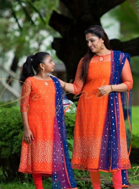 pin by benchamin kv on mummy and me mother daughter dress mom and daughter matching