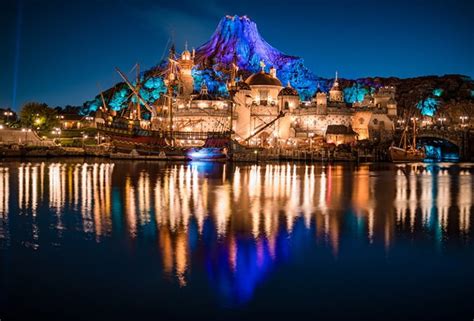 Best Tokyo Disneysea Attractions And Ride Guide Disney Tourist Blog