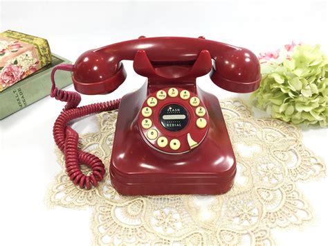 Vintage Retro Style Matte Red Push Button Telephone Red Desk Top Phone