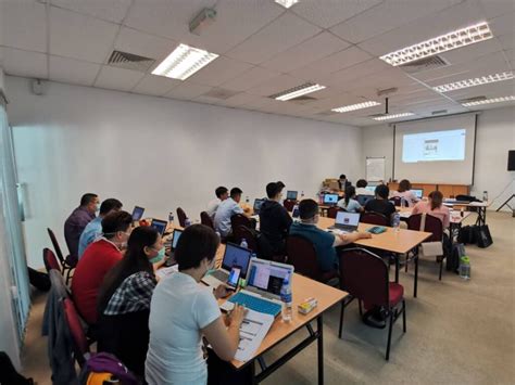 Industri yang terpilih ialah majlis bandaraya shah alam (mbsa). Program Latihan di Icept Uitm Shah Alam - MASDEA