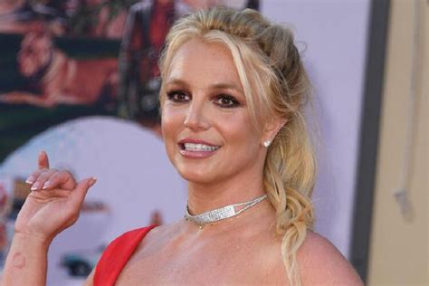 Britney Spears Nude Selfies On Instagram Goes Viral Nestia