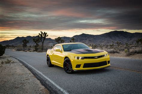 From the cars.com expert editorial team. 2015 Chevrolet Camaro Reviews - Research Camaro Prices ...