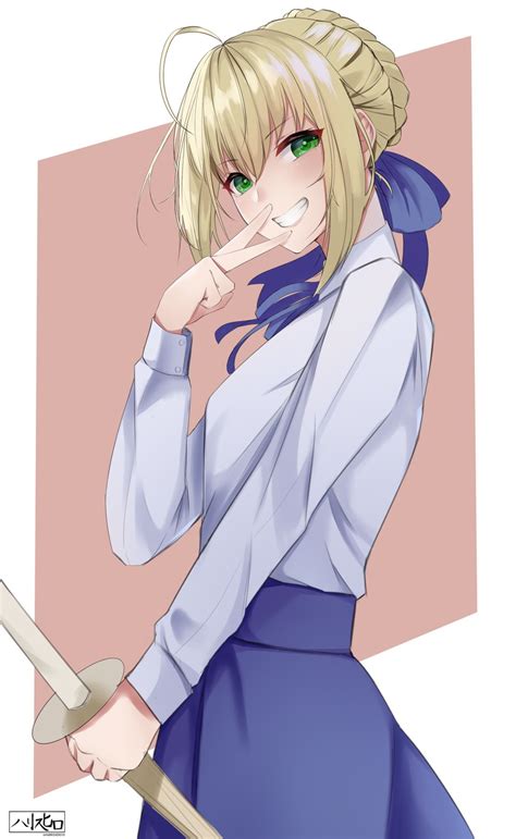 Artoria Pendragon And Saber Fate And More Drawn By Harris Hero