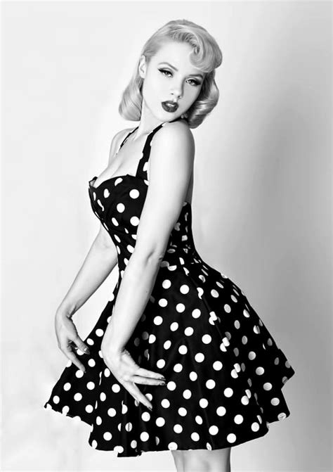 Pin Up Black And White Girl Vintage Image 606647 On
