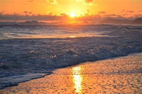 Gambar Pantai Pemandangan Laut Pasir Lautan Horison Awan Langit Matahari Terbit