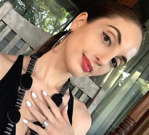 Alexa Ray Joel Claps Back After Being Called Hideous By Troll The