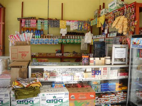 Outlet roti juga hanya menyediakan. 5 Tips Mudah Memulai Bisnis Warung Sembako Di Rumah ...