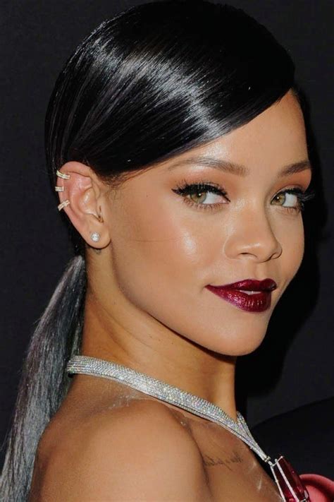 Pin By Essie On Rihanna♡ Rihanna Makeup Ear Cuff Rihanna Hairstyles