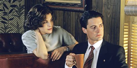 Twin Peaks Two Seasons For Showtime Revival Canceled Renewed Tv