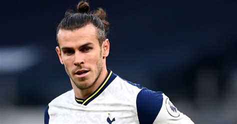 Gareth bale is 31 years old and was born in wales.his current contract expires june 30, 2022. Gareth Bale hồi sinh, Real Madrid nhanh chóng chốt giá bán ...