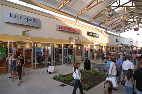 Houston Premium Outlets Outlet Mall In Texas Location And Hours