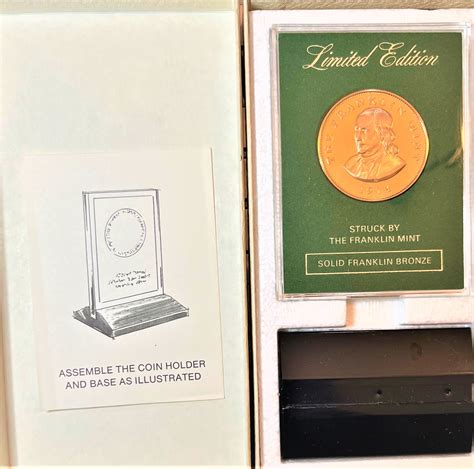 1974 The Franklin Mint Solid Bronze Ben Franklin Commemorative Coin