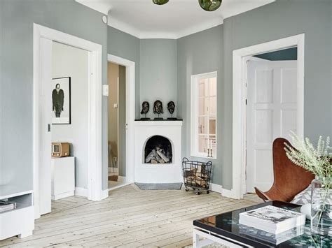 Set your mind at ease by adding sage green highlights to any room. Grey green walls - COCO LAPINE DESIGNCOCO LAPINE DESIGN