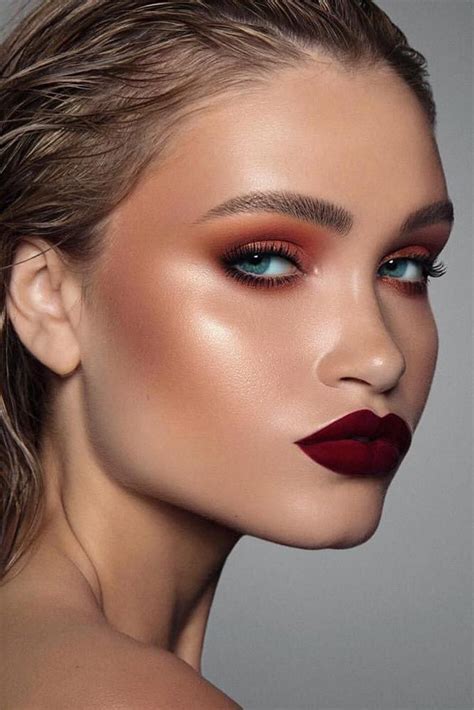 30 best fall makeup looks and trends for 2022 fall makeup burgundy matte lipstick burgundy