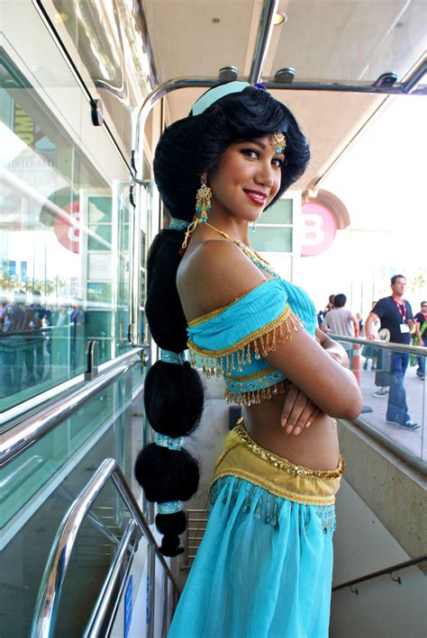 sexy princess jasmine cosplay