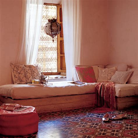 Contemporary home decorating ideas - Moroccan Interior design