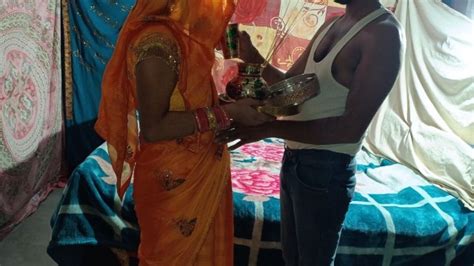 Karwa Chauth Special Day Celebrated Indian Cauple Honeymoon At Home
