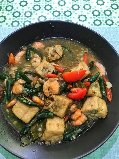 .bahan dasar udang salah satunya yaitu udang masak cabe ijo yang akan kami bagikan resep udang sendiri dirumah. Tauco Medan Udang Cabe Ijo by Zakia @Zhaqnaz - Resep Masakan