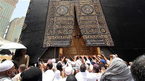 Karena dilakukan sekali seumur hidup dengan biaya yang cukup mahal. Komnas Haji dan Umrah apresiasi pemerintah batalkan ...