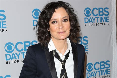 Sara Gilbert Is Leaving ‘the Talk Page Six