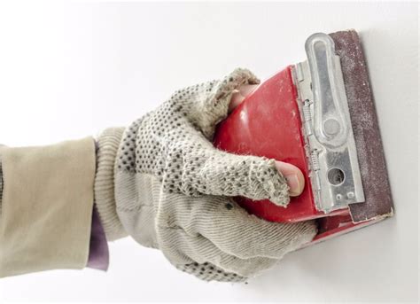 They work best on wood, metal drywall, and plastic. What Grit Sandpaper for Drywall Patches, Spackle, and ...