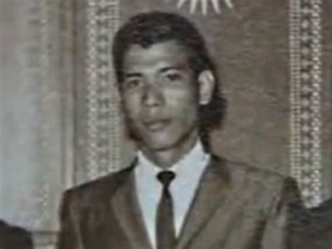 Duterte uses weekly 'talk to the people' to promote 2022 bets. Flashback: Rodrigo Duterte before the checkered polos ...