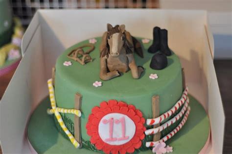 Horse Riding Themed Cake Decorated Cake By Lisa Marie Cakesdecor