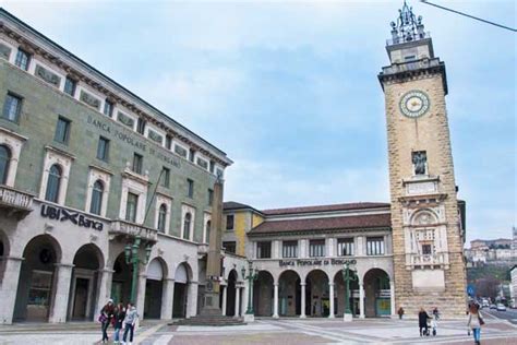 (ubi banca group) (bergamo sede) in bergamo. Lotto H: Torre dei Caduti e UBI Banca - Centro Piacentiniano