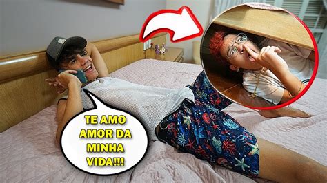 Passei A Noite Escondidos Embaixo Da Cama Do Meu IrmÃo Mamute Congelado Youtube