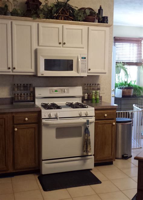 What are kitchen base cabinets? Lower and Upper kitchen cabinet finished. Waiting on upper ...