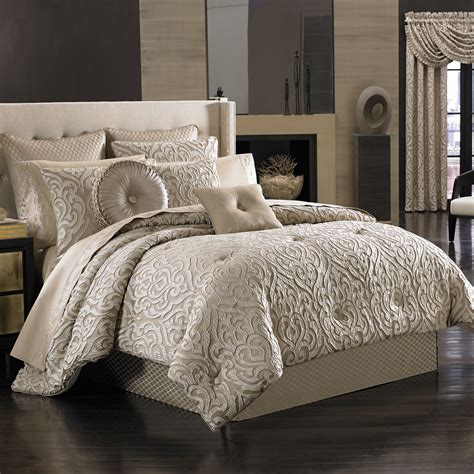 Huge savings for king size orange comforter set. Astoria Sand King 4-Piece Comforter Set