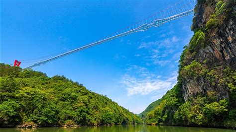 Worlds Longest Glass Bottomed Bridge Opens In China Dezign Ark