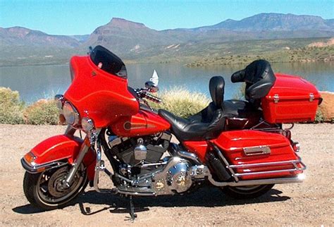 Road king and street glide solo seat : Road King solo seat on an Electraglide - Harley Davidson ...