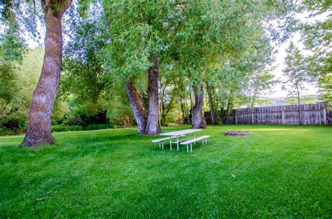 Fresh french toast, eggs and waffles are just some of the free breakfast items offered daily at thayne cabin creek inn. Flat Creek RV Park & Cabins - RV park for sale in Thayne ...