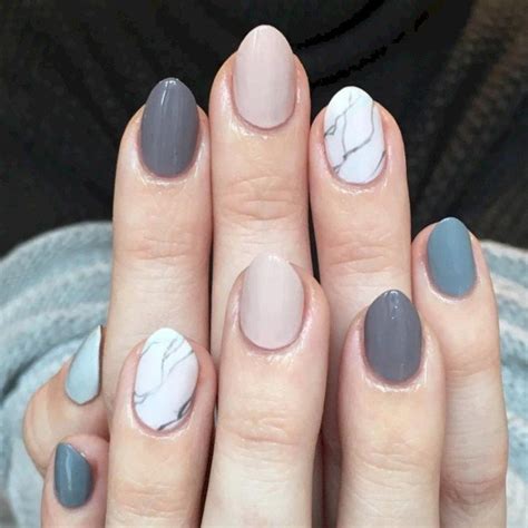 Lovely Chic Nail Design For The Real Women This Winter 31 Glamisse