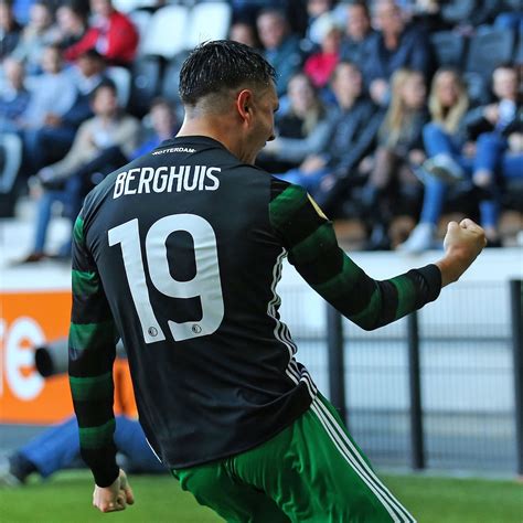 Pa norwich city are understood to have moved on from previous interest in holland winger steven berghuis, who was reported to be a target this afternoon. Steven Berghuis - Sexy Sportmannen