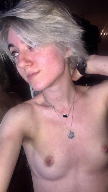 Silver Hair Is A Real Killer ðŸ‘Œ Porn Pic Eporner