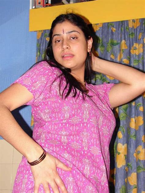 Desi Marati Randi Babhi In Pink Nighty Dress Exposing Back And Cleavage ~ No 1 Masala Fun