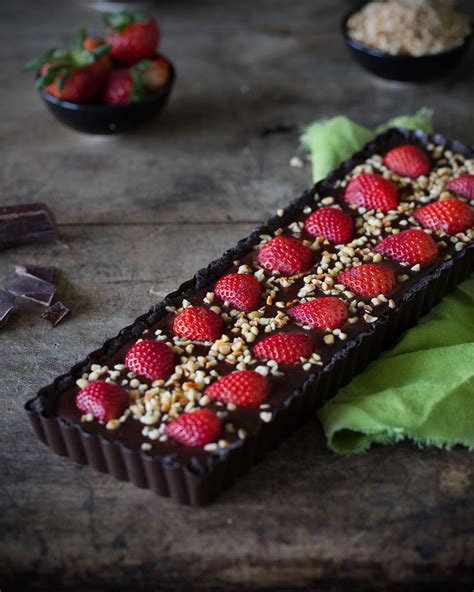 Ich habe mich für eine fruchtige frischkäsevariante entschieden und diesen mit erdbeeren gepimpt. Nuss-Nougat Tiramisu | Rezept | Erdbeerkuchen ...