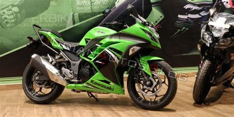 With both front and rear disc brakes. 2019 Kawasaki Ninja 300 starts to arrive at dealerships ...