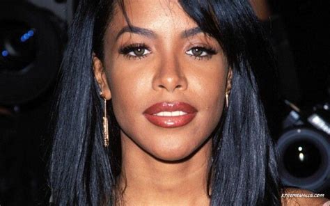 Aaliyah The Hair The Eyebrows Style Aaliyah Rip Aaliyah Aaliyah