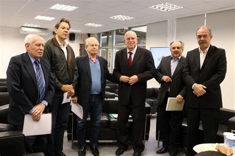 El ministro de educación, adrián quelca tarqui, ratificó este lunes que las ciudades capitales, además de algunas. Ex-Ministros Da Educação Se Reúnem E Lançam Nota Em ...
