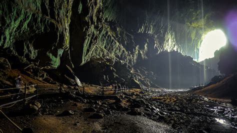 6 Million Year Old Cave Discovered In Gunung Mulu National Park Clean