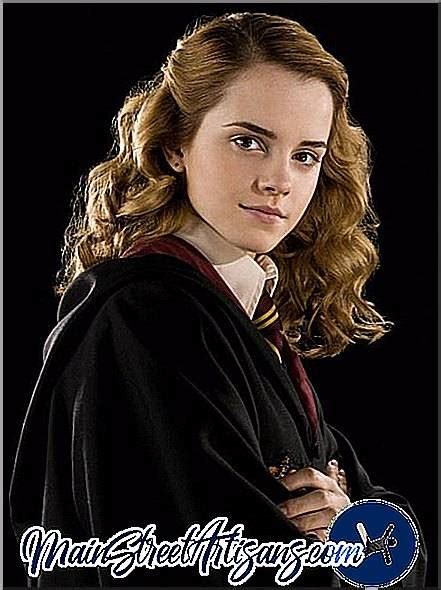 The only significant actor who had to be replaced was see a complete list of harry potter cast members below. Hermine von "Harry Potter": Wie heißt der Name? Hermine ...